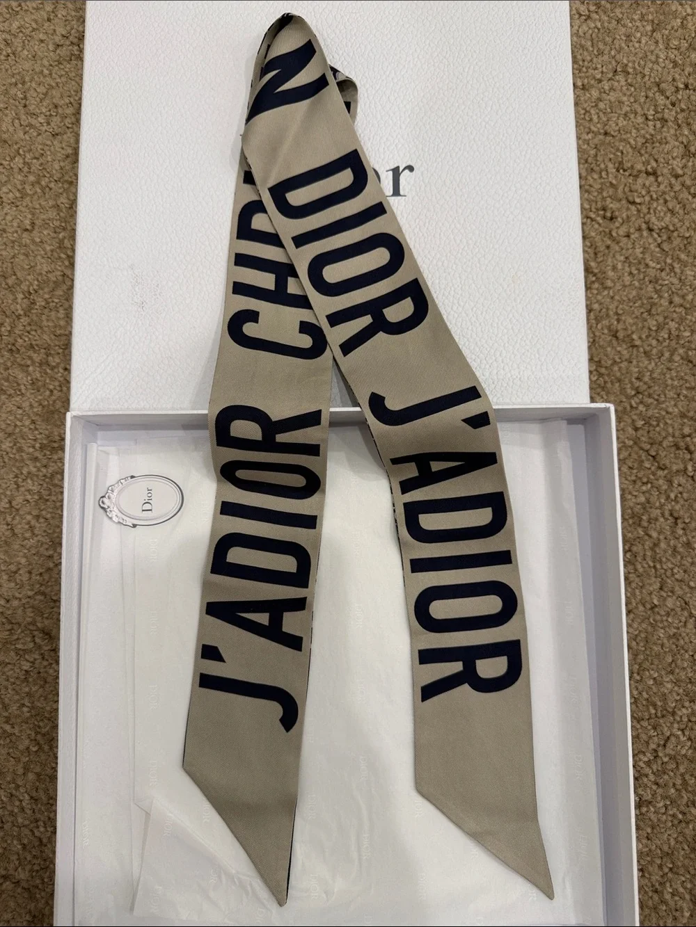 Christian Dior Bandana J’Adior Silk Twilly Scarf Ribbon Navy Beige Logo New Box - Picture 4 of 5